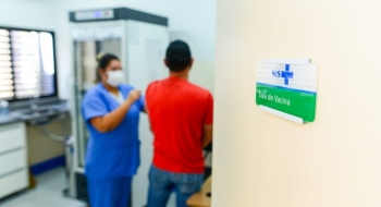 Goiânia só deve começar a vacinar pessoas com menos de 40 anos em agosto